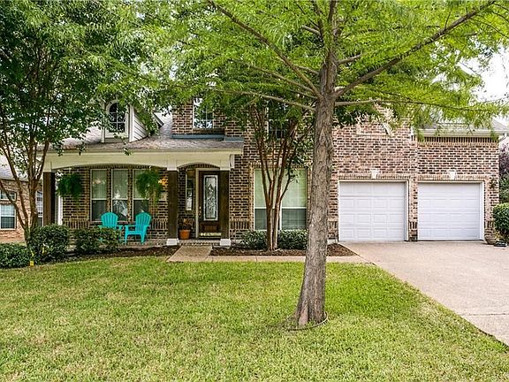 2nd image of 623 Winding Forest Dr
