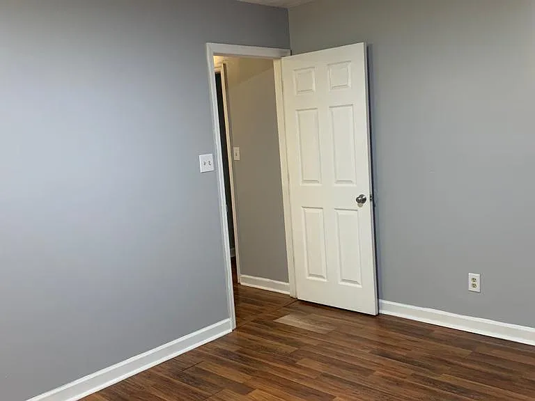 109 Dallas St — Photo 15