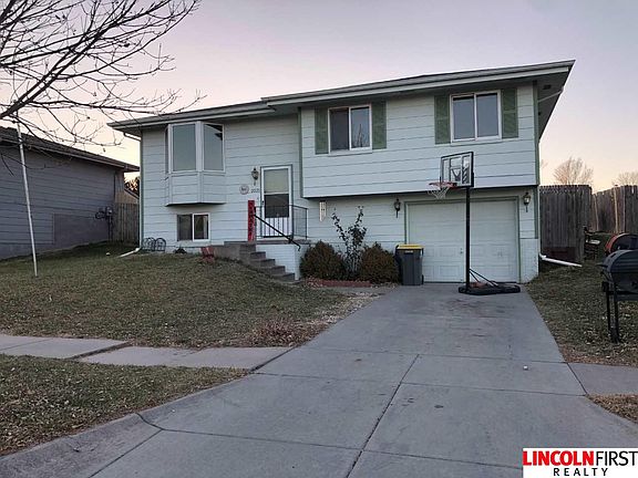 2nd image of 2035 NW 55th St