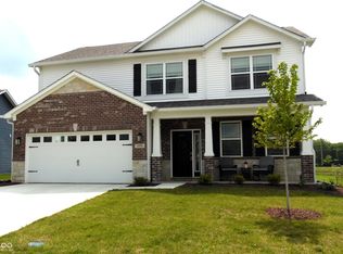 6598 Aberdeen Dr, McCordsville, IN 46055