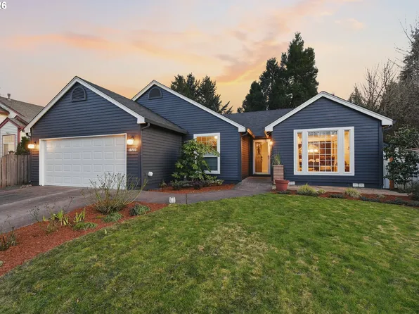 18205 SE 17th St, Vancouver, WA 98683