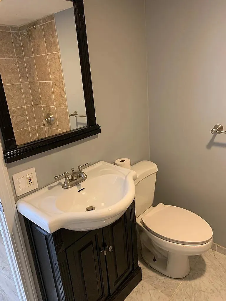 1 bed, 730 sqft, $1,300 — Photo 2