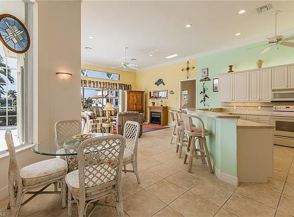 3rd image of 448 Pepperwood Ct