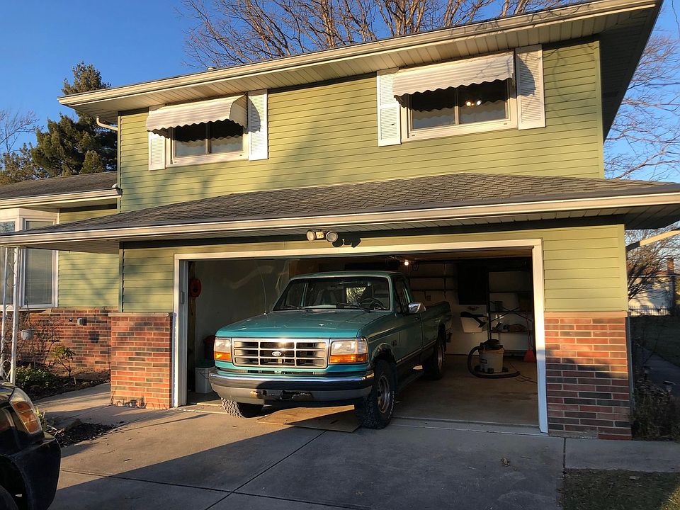 1st image of 1213 N Skyline Dr