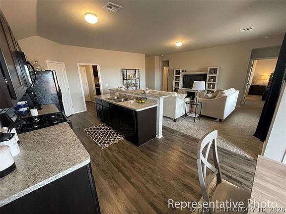 4th image of this home