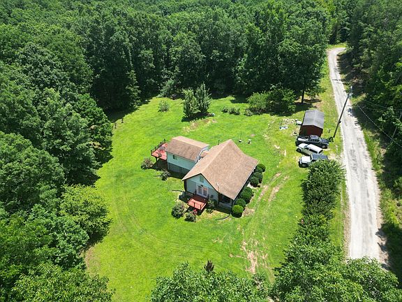 2nd image of 1462 Pope Circle Rd
