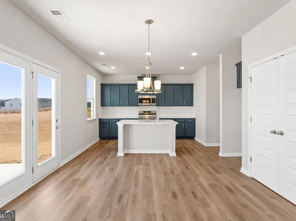 5975 Spring Way, Stonecrest, GA 30038