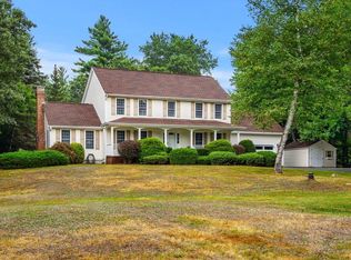 46 Litchfield Rd, Londonderry, NH 03053