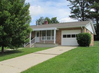 106 Rider Dr, Beckley, WV 25801