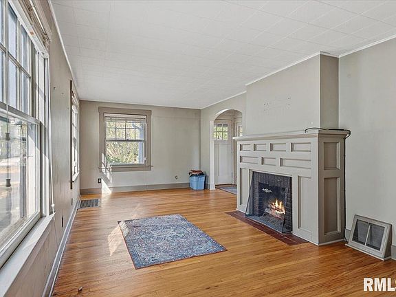 5th image of 1740 Lowell Ave