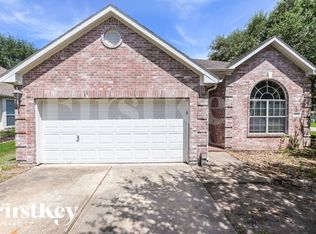 28702 Hidden Cove Dr, Magnolia, TX 77354