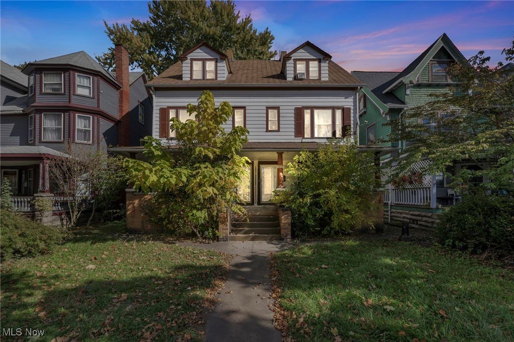 Real estate listing image