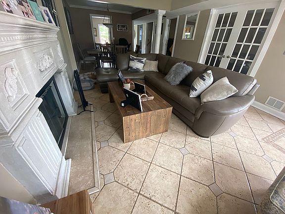 2nd image of 1439 Pueblo Ct