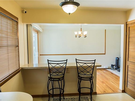 5th image of 5508 Loyola Dr