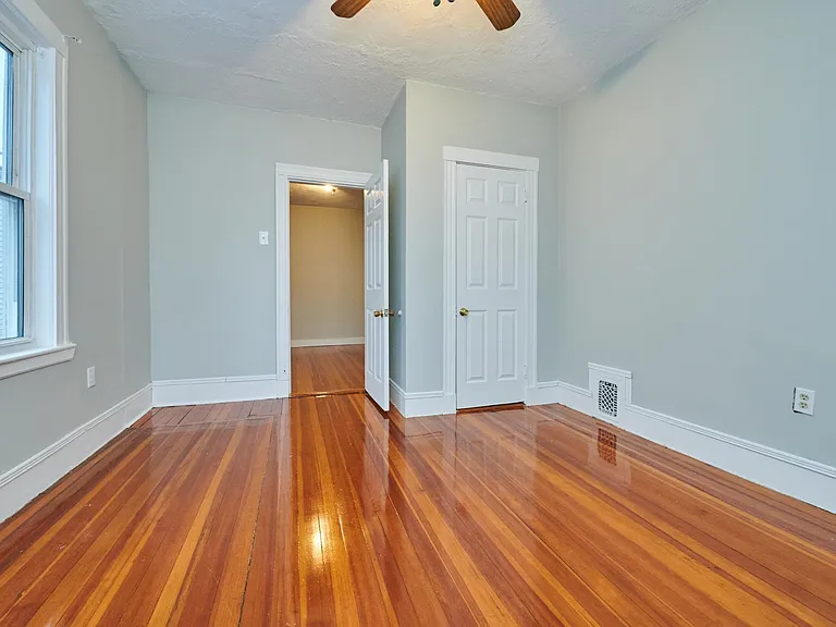10 Lafield St #3 — Photo 9