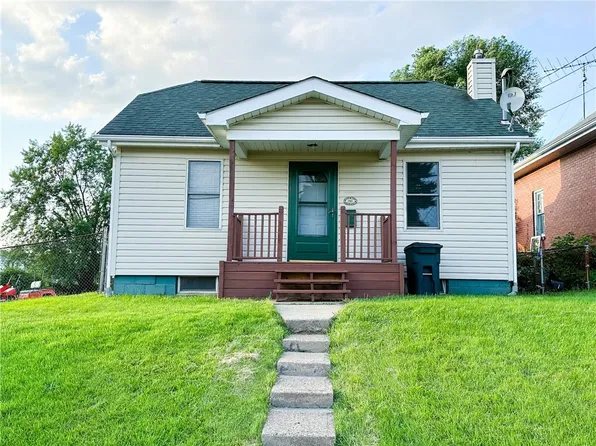 810 Jefferson Ave, Natrona Heights, PA 15065
