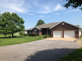 2081 E 546th Rd, Pleasant Hope, MO 65725