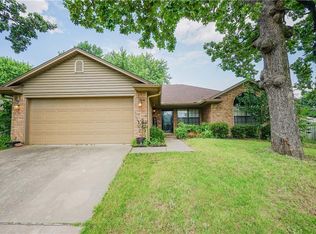 1711 Somerset Way, Van Buren, AR 72956