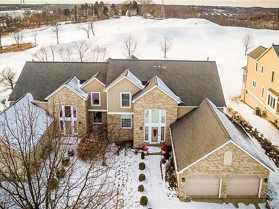 2nd image of 208 Cypress Knoll Dr