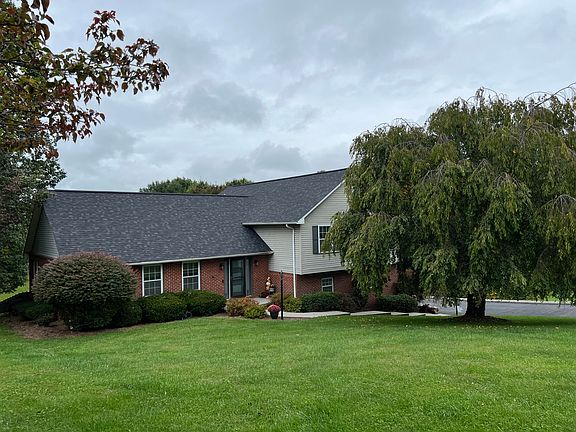 2nd image of 250 Sunshine Dr
