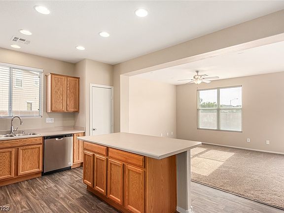 4th image of 2917 Big Mountain Ave