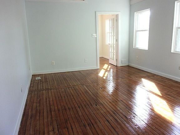 4th image of 524 S 4th St Unit B