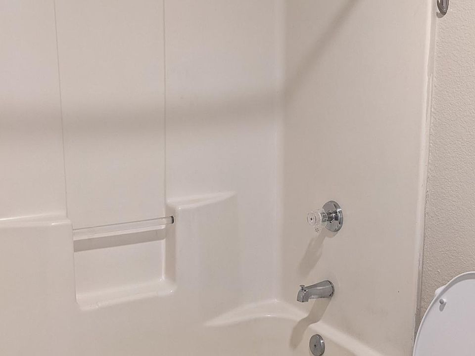 1st image of 66375 Buena Vista Ave