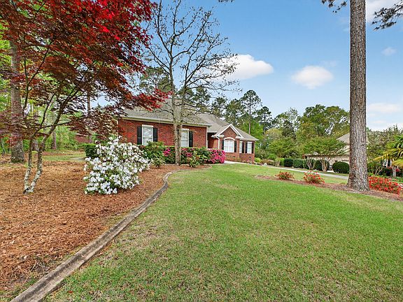 5th image of 15 Ashbrook Ct
