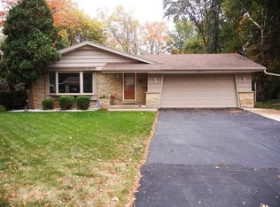 10217 W Ruby Ave, Wauwatosa, WI 53225
