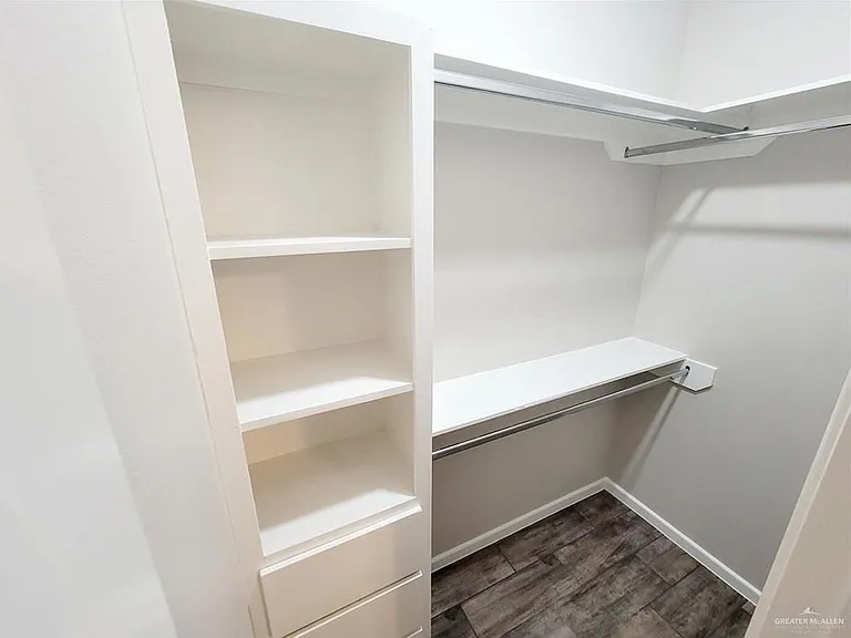 5805 Swallow Ave #3 — Photo 15