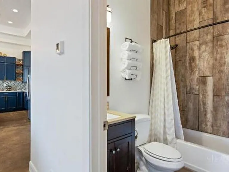3252 S 4900 W — Photo 12