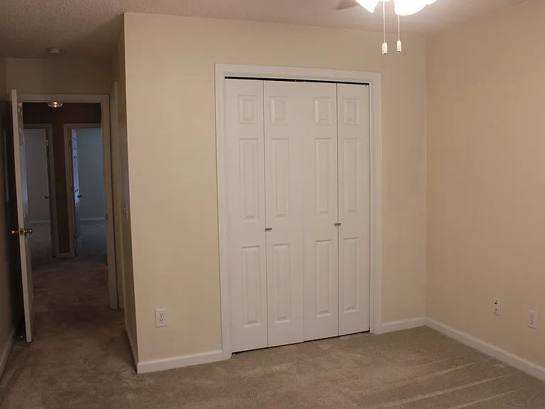 120 N Springview Dr — Photo 12