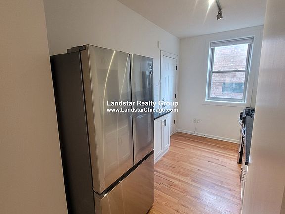 5th image of 6702 N Hermitage Ave APT 2