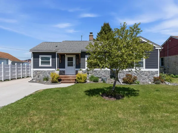366 3rd STREET, Kewaskum, WI 53040