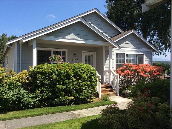 2nd image of 1122 Sinclair Way