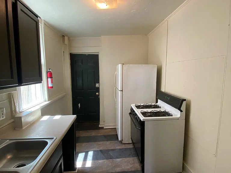 231 Franklin Way — Photo 3