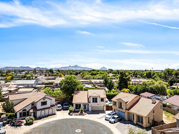 4th image of 3017 W Hayward Avenue