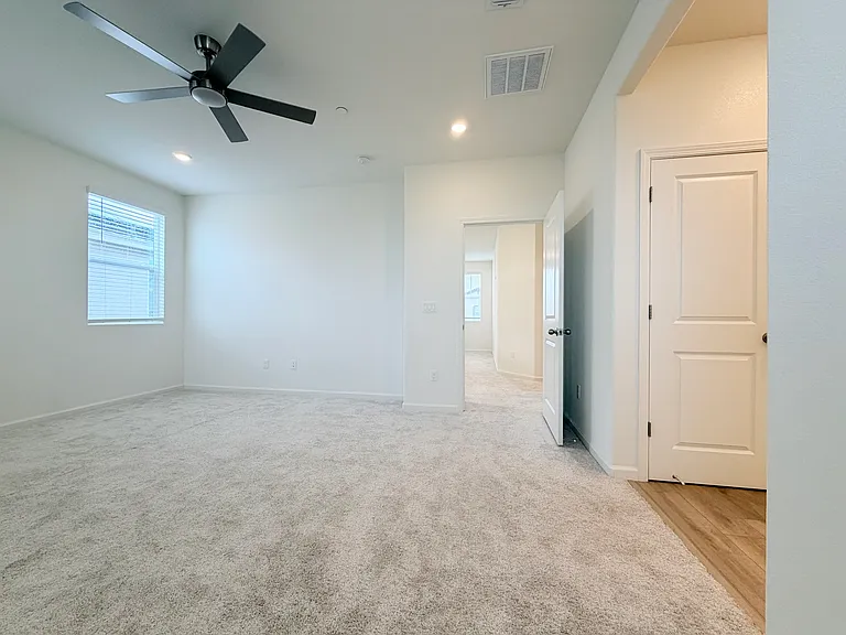 789 Sangiovese Ave — Photo 31
