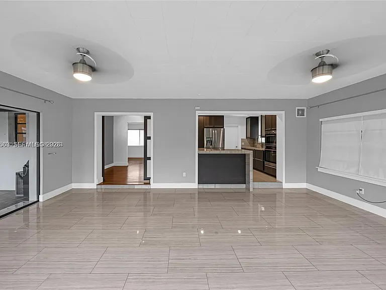 3261 SW 20th St — Photo 26