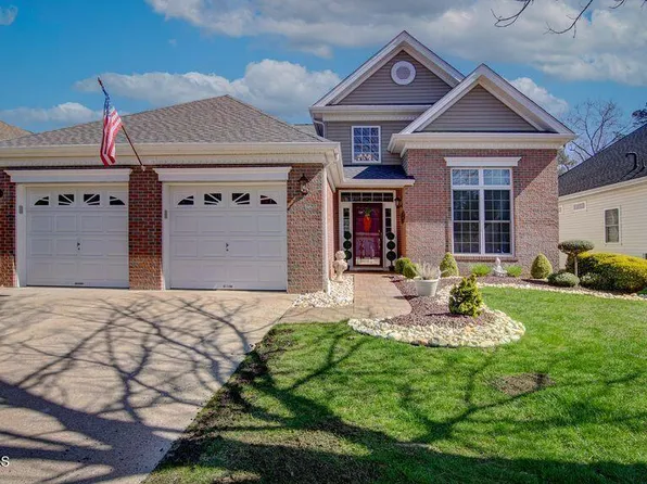 15 Crooked Stick Road, Jackson, NJ 08527