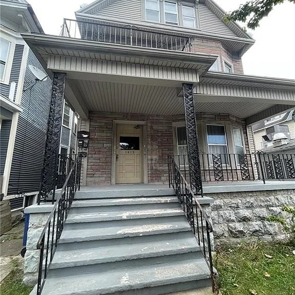 1015 Elmwood Ave #2 — Photo 1