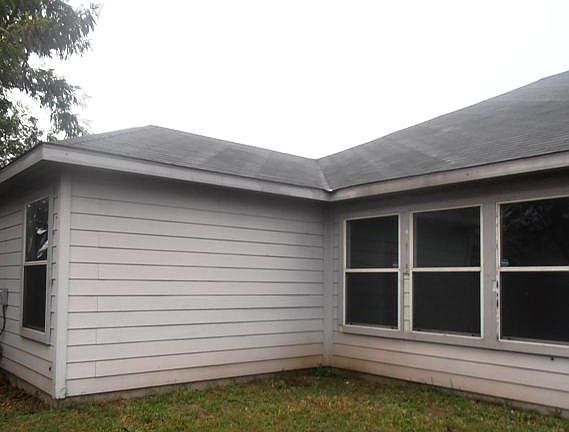 2nd image of 3120 Ascension Dr