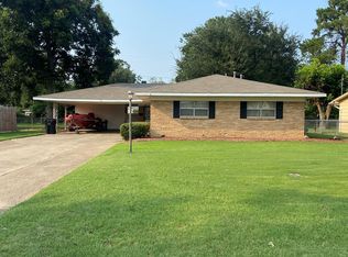 176 Primrose St, Greenville, MS 38701