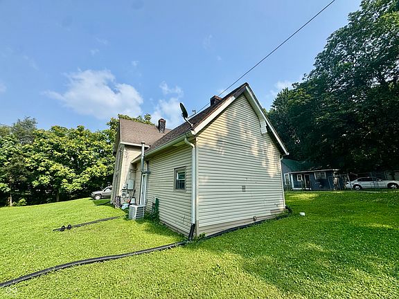 4th image of 810 E Elmore St