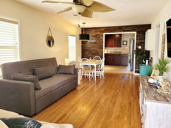 4th image of 2506 40th St