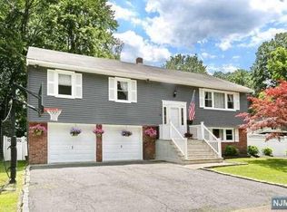 15 Nugent Pl, Westwood, NJ 07675