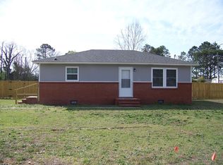 6213 Camden Rd, Fayetteville, NC 28306