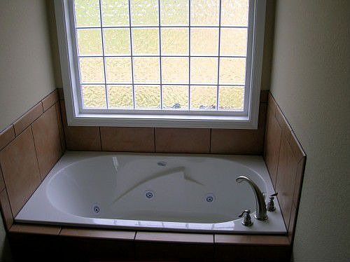 5th image of 2021 Emma Ln
