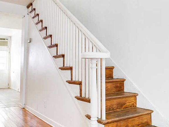 5th image of 2637 S Iseminger St