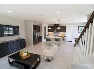 6032 Limonium Ln, Corona, CA 92880